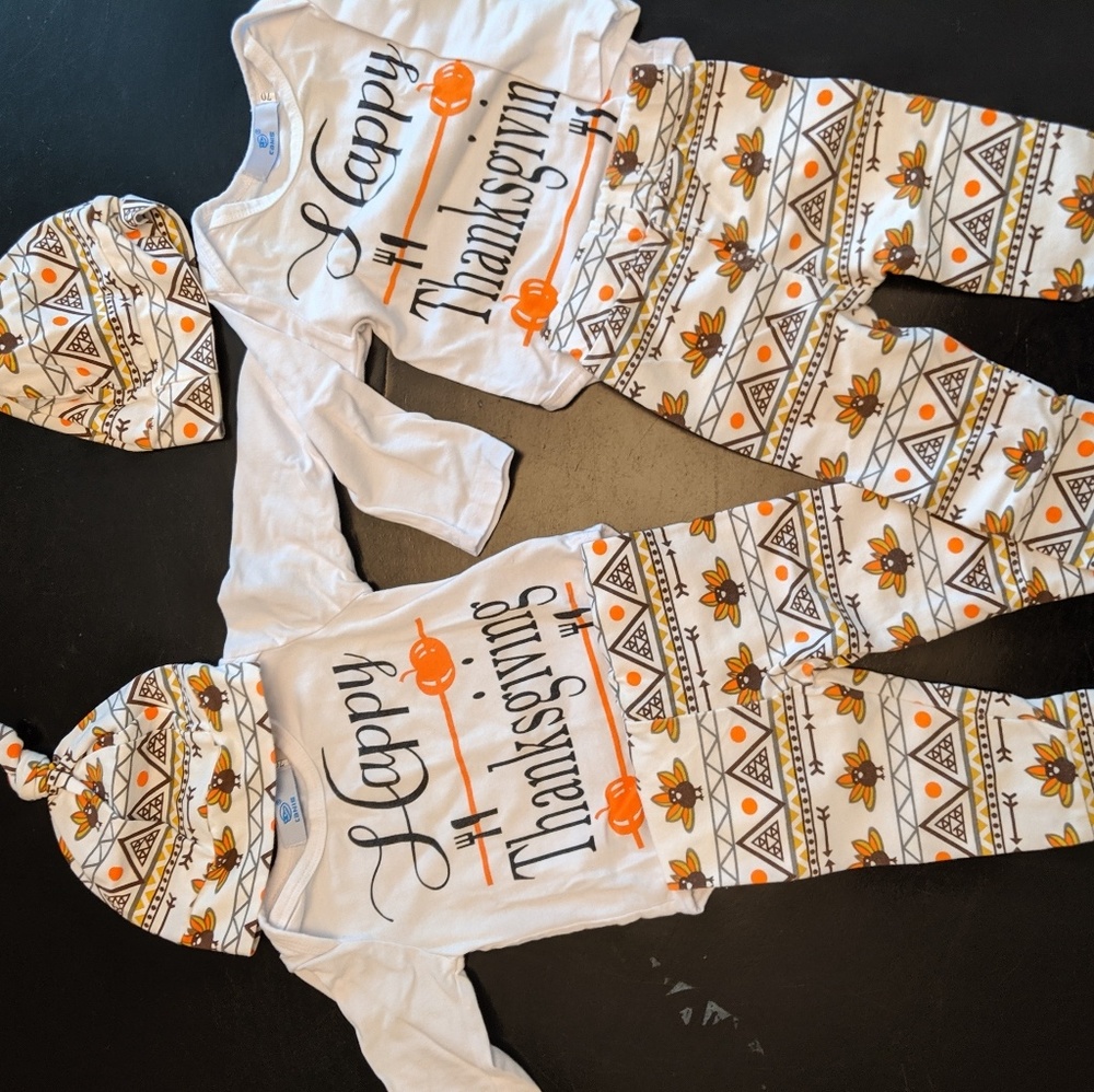 Matching Thanksgiving Set!